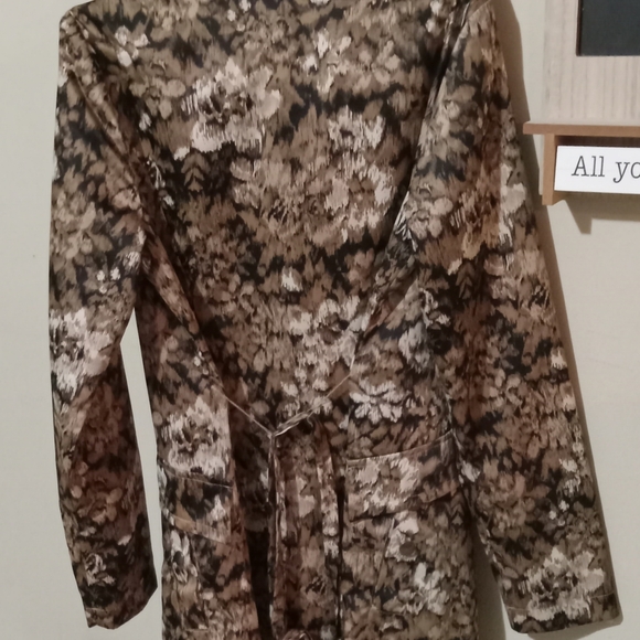 Ellen tracy trench jacket - Picture 13 of 13